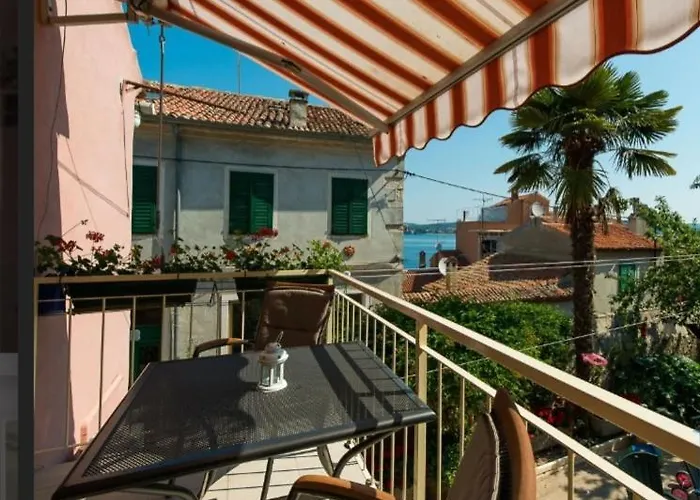 Apartment Sea View House